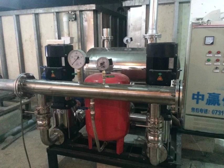 江西雄鷹房地產(chǎn)開發(fā)有限公司采購5.5KW、7.5KW兩用一備無負(fù)壓供水設(shè)備兩套